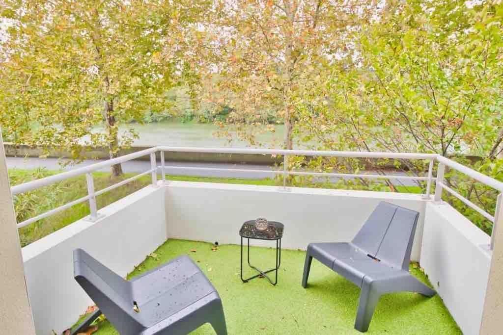 Apartamento *t2*vue Garonne*piscine*garage* *